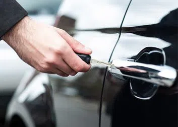 City Locksmith Services Broomfield, CO 303-481-7928 - 3-Locksmith-26-Key-Service